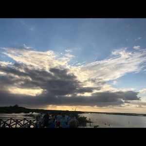 Meet your Posher, Cesar